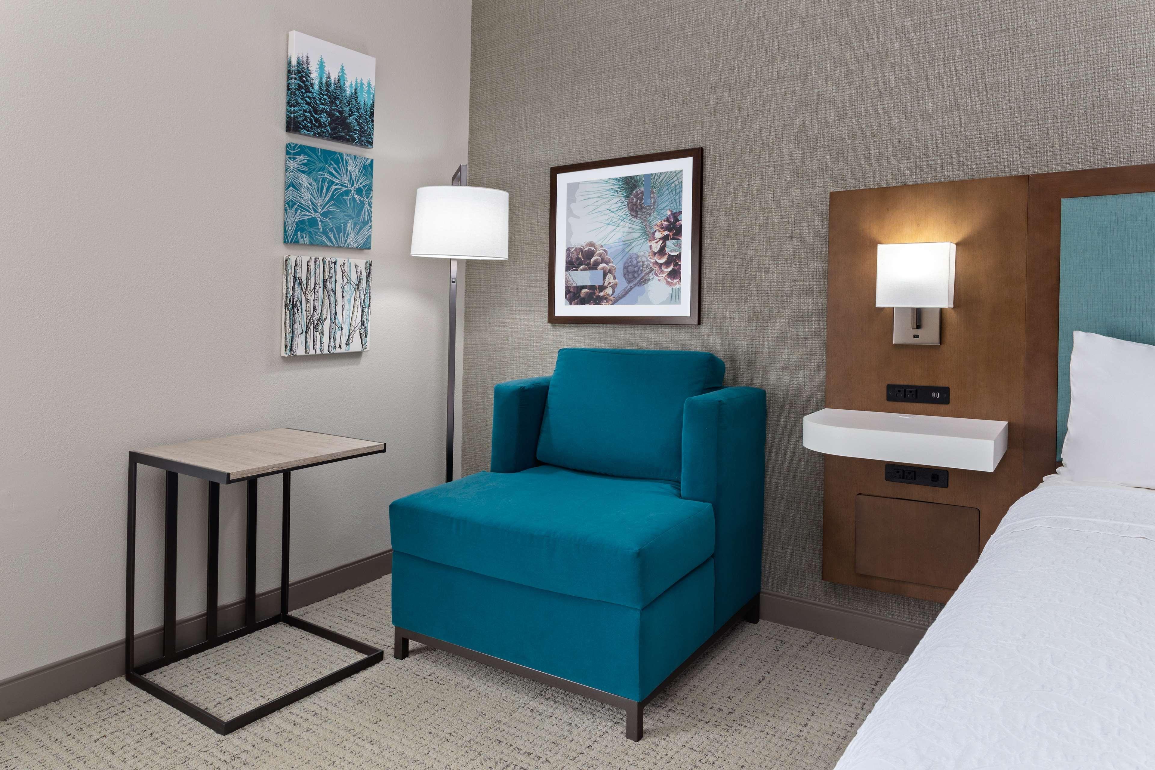 Hotel Hampton 3*